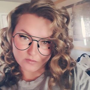 Meet your Posher, Danielle upton